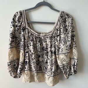 3/4 Sleeve Patterned Blouse